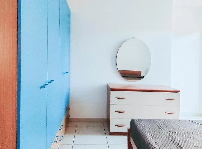 Incantevole Al Primo Piano Con Terrazzo 別荘